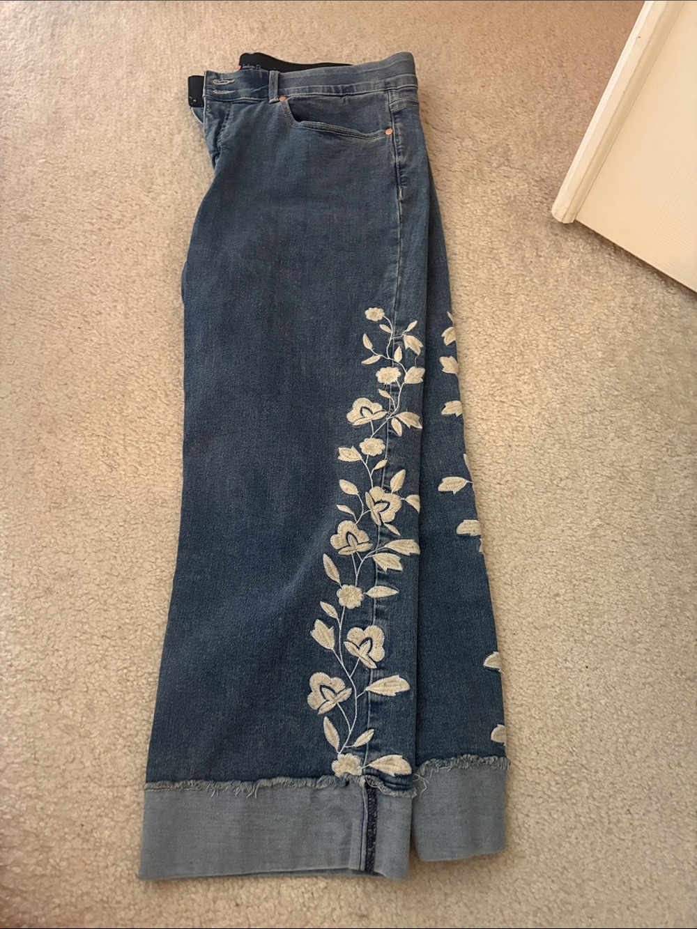 Embroidered Blue Cropped Jeans with Cream Floral Trim